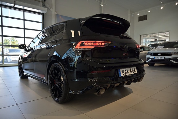 Volkswagen Golf I 8 of 30