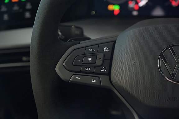 Volkswagen Golf I 18 of 30