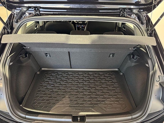 Volkswagen Polo 15 of 15