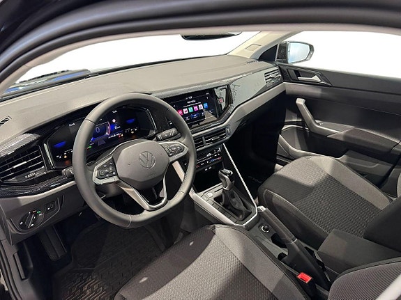 Volkswagen Polo 6 of 15