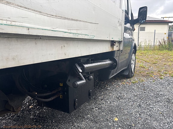 Ford Transit 12 of 30