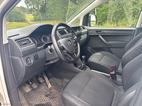 Volkswagen Caddy 12 of 23