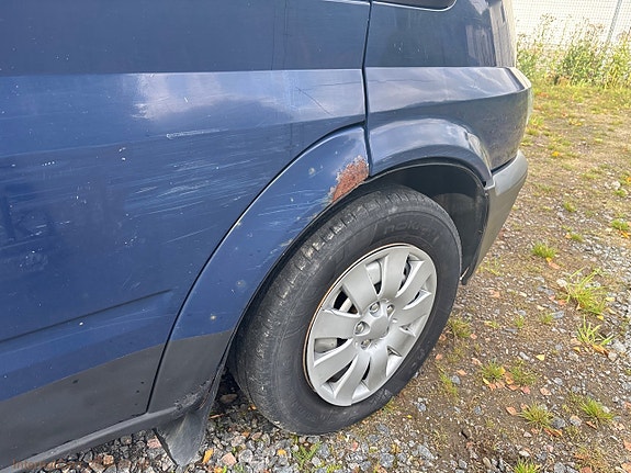 Ford Transit 28 of 30