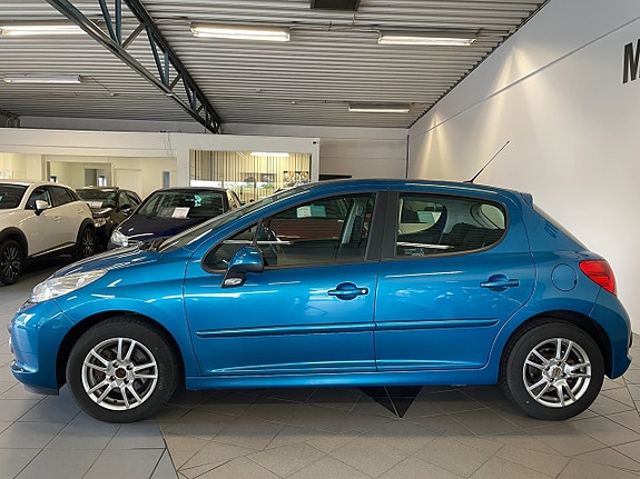 Peugeot 207 2 of 11