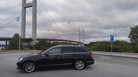 Mercedes-Benz C220 d 5 of 23
