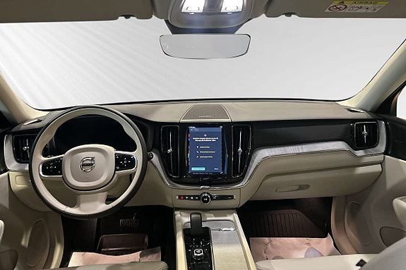 Volvo XC60 9 of 20