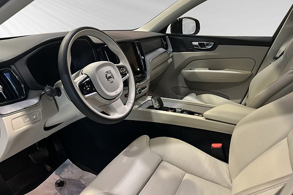 Volvo XC60 7 of 20