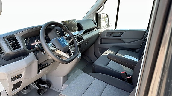 Volkswagen Crafter 13 of 24