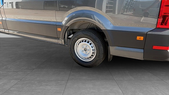 Volkswagen Crafter 12 of 24