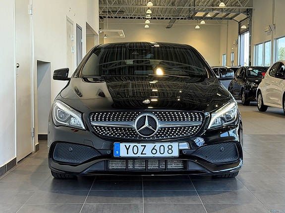 Mercedes-Benz CLA200 d 5 of 17