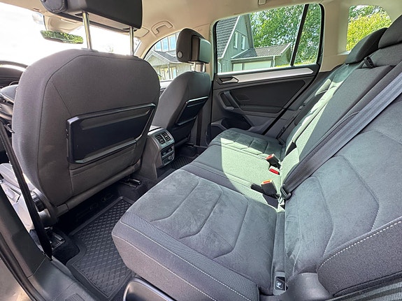 Volkswagen Tiguan 6 of 20