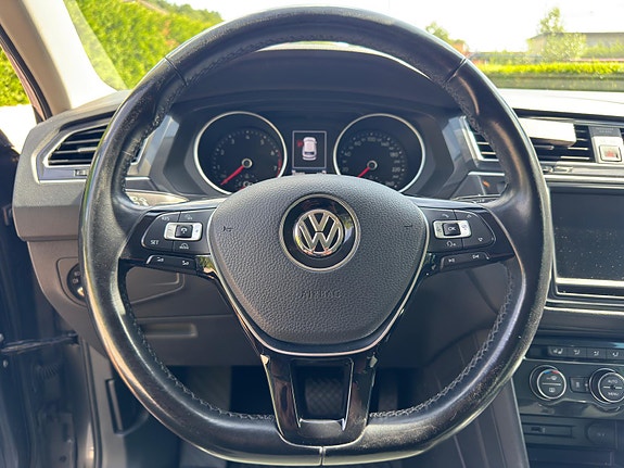 Volkswagen Tiguan 16 of 20