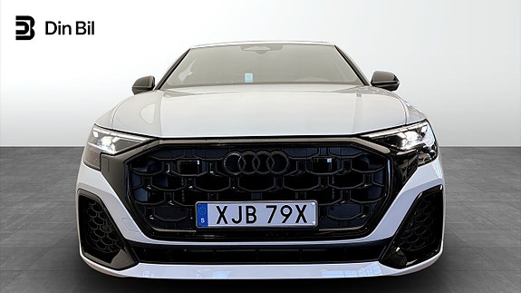 Audi Q8 4 of 13