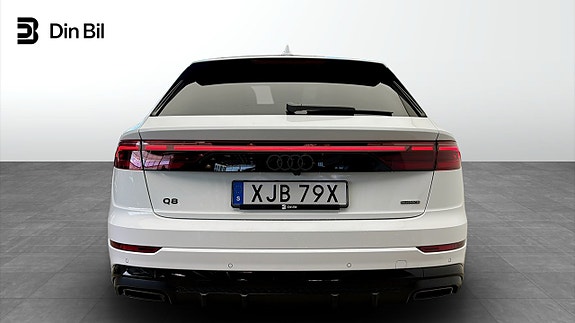 Audi Q8 5 of 13