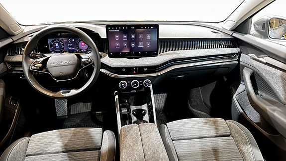 Skoda Superb 10 of 22
