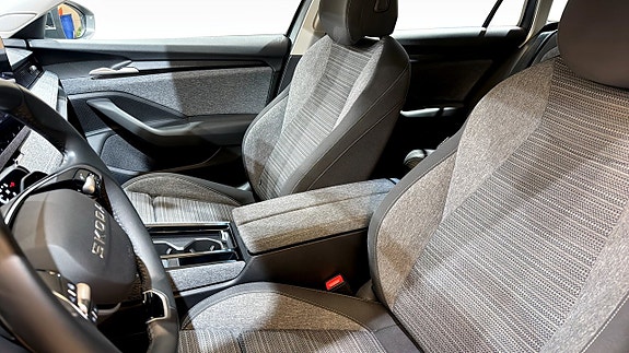 Skoda Superb 8 of 22