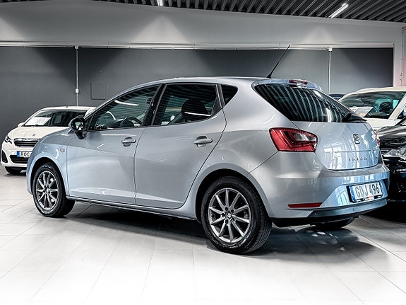 Seat Ibiza 5 of 17