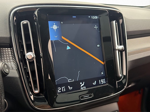 Volvo XC40 23 of 30