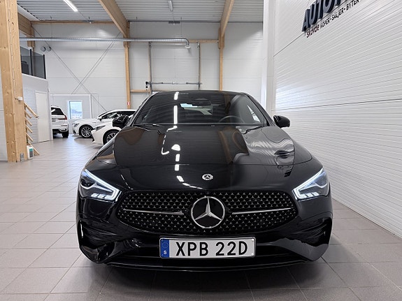 Mercedes-Benz CLA200 2 of 19