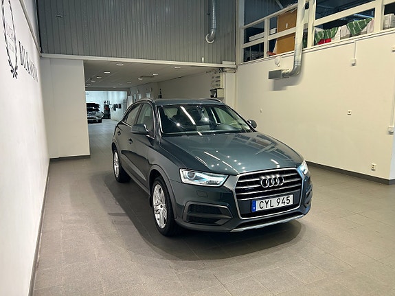 Audi Q3 4 of 11