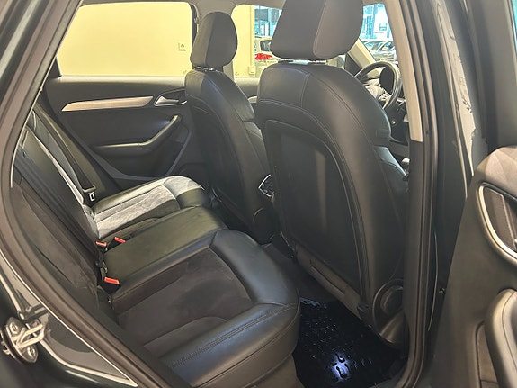 Audi Q3 7 of 11