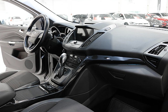 Ford Kuga 10 of 19