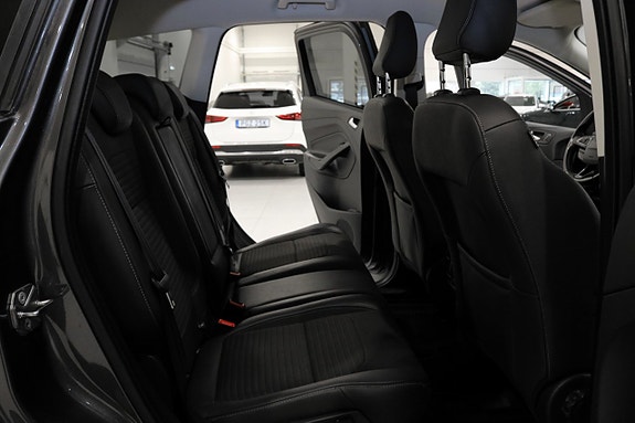 Ford Kuga 15 of 19