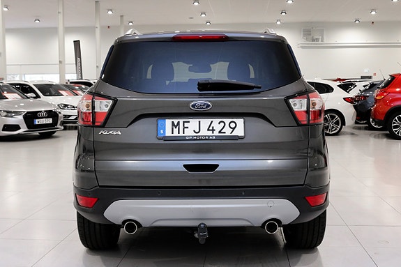 Ford Kuga 4 of 19