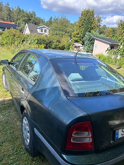 Skoda Octavia 3 of 6