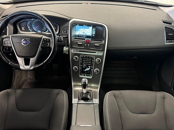 Volvo XC60 22 of 29