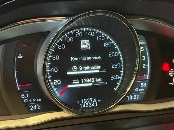 Volvo XC60 15 of 29