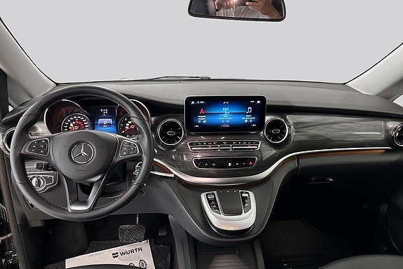 Mercedes-Benz V250 d 7 of 14