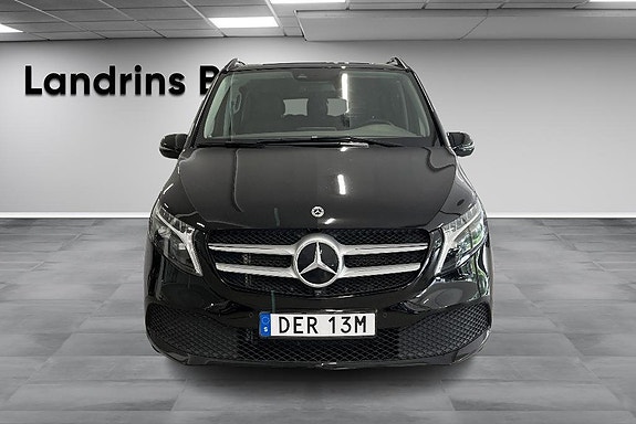 Mercedes-Benz V250 d 2 of 14