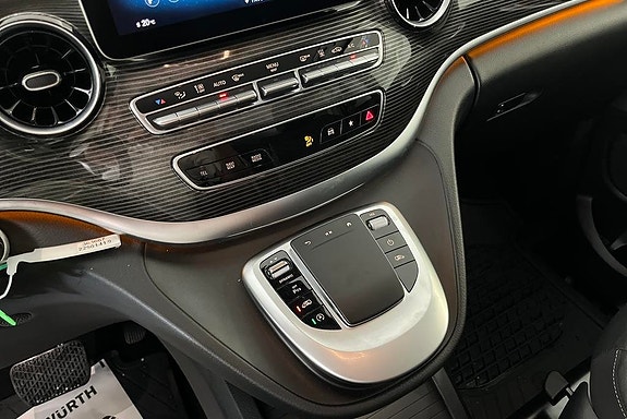 Mercedes-Benz V250 d 12 of 14