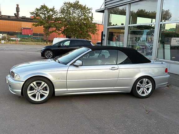 BMW 318Ci 4 of 5