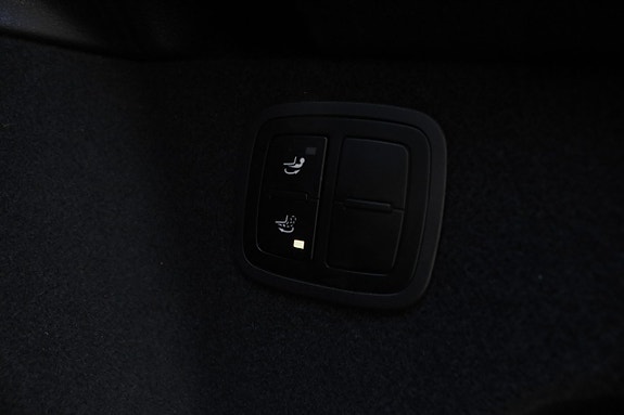 Porsche Macan 19 of 27