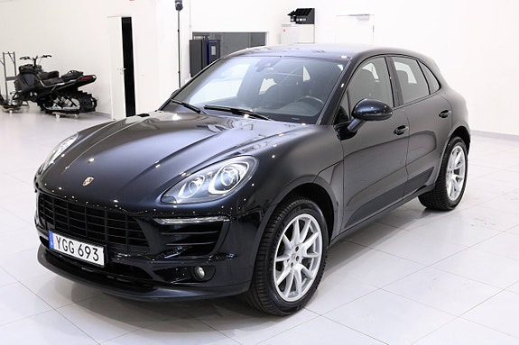 Porsche Macan 6 of 27