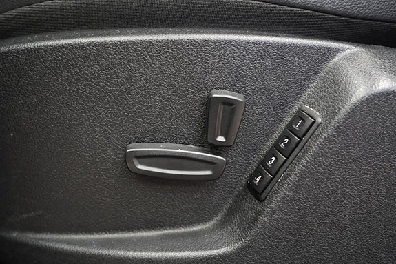 Ford S-MAX 16 of 27