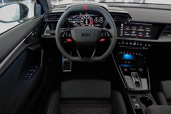 Audi RS3 10 of 25