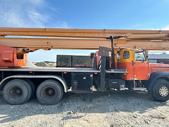 Skyliftbil SCANIA LS 110 6 of 6
