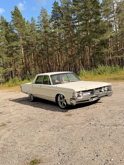 Chrysler New Yorker 4 of 11