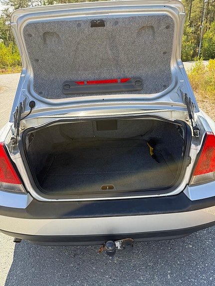Volvo S60 11 of 14