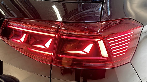 Volkswagen Passat Alltrack 26 of 30