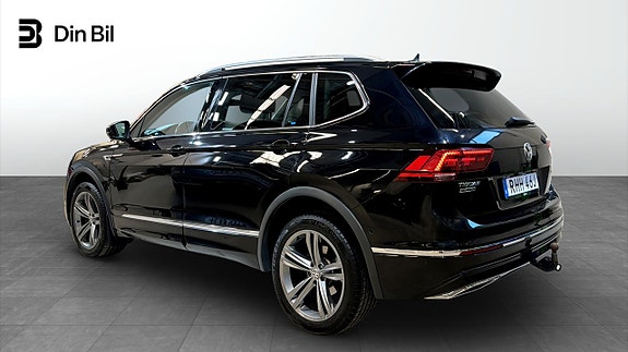 Volkswagen Tiguan Allspace 3 of 23