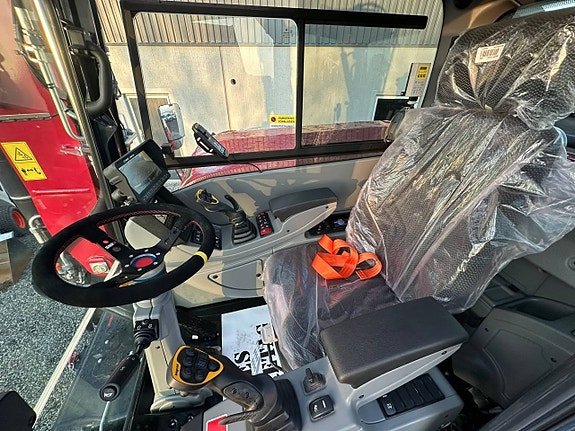 Yanmar B110W 8 of 8