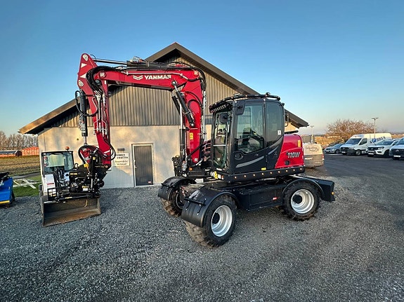 Yanmar B110W 2 of 8