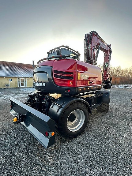 Yanmar B110W 4 of 8