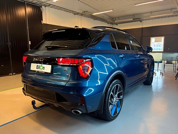 Lynk & Co 01 3 of 21