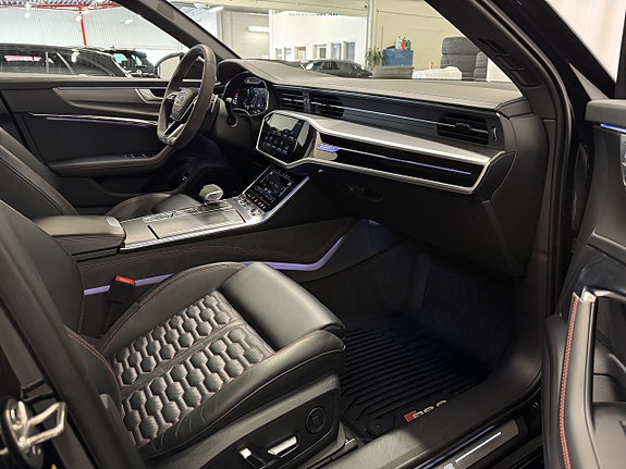 Audi RS6 24 of 30