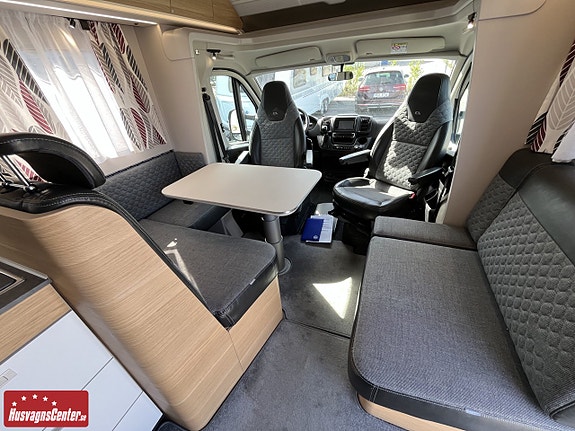 Adria Coral 670SLT 7 of 13
